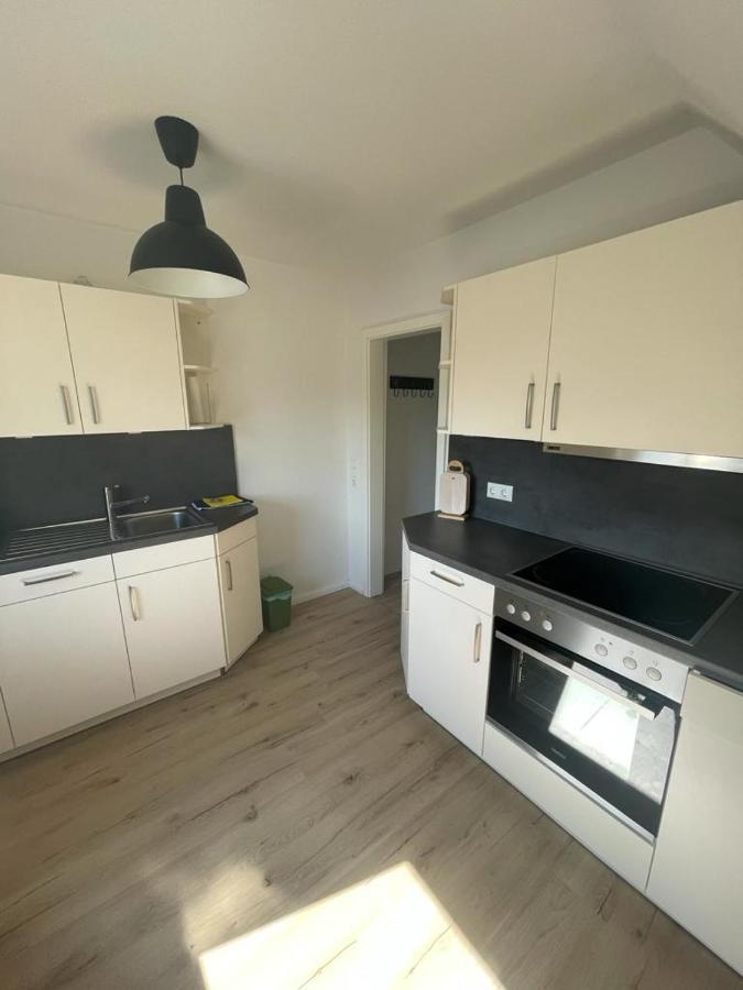 Dyke Apartment *